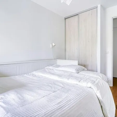 Apartmán A Deux Pas De Paris - Le Convivial - 105mb