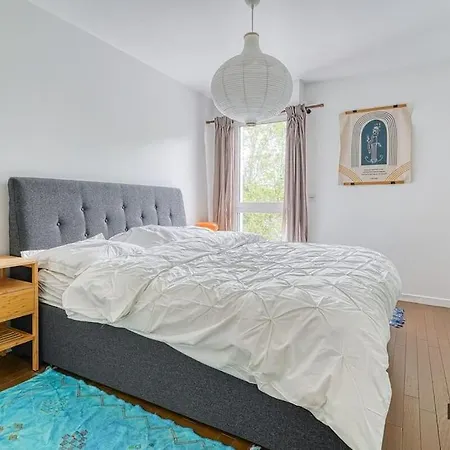 Apartmán A Deux Pas De Paris - Le Convivial - 105mb